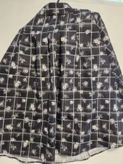 週末セール　組曲　花柄　黒　フレアスカート　卒業式