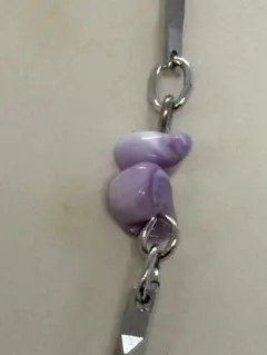 アメシストデザインネックレス　オシャレ上品カワイイ　紫　パープル