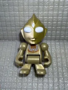 びっくら？たまご ウルトラヒーローズ フロアクションヒーロー入浴剤4 【ティガ】