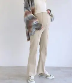 【マタニティ】ストレッチフレアパンツ