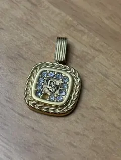 ディオール　ネックレス　ペンダント