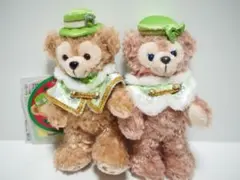 美品ディズニー　ダッフィー　シェリーメイ　クリスマス　ぬいぐるみバッジ　2016