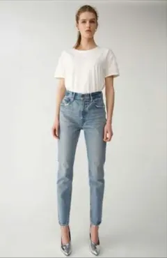 Item thumbnail for item 1ac6ddff-416d-42c6-8e5d-b7c1bc411711