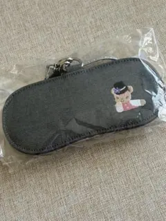 未使用 ファミリア 宝塚コラボ　刺繍メガネケース ストラップ付き 2026年最新】familiar メガネケースの人気アイテム - メルカリ