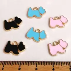 1点限り⭐️シンプルなシュナウザー.。.:*6個♡ゴールドチャーム