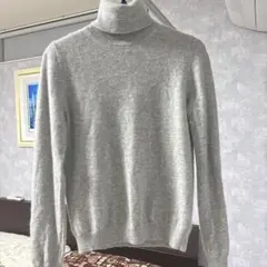 ユニクロ　カシミヤ100% タートルネック セーター ニット グレー S