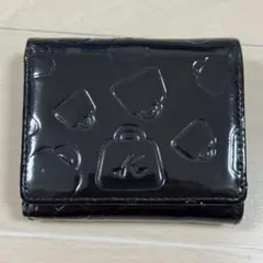 キタムラ 三つ折り財布 バック型押し エナメルのサムネイル