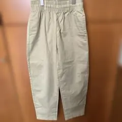 GU シェフパンツ　ベージュ Sサイズのサムネイル