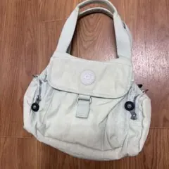 KIPLING ナイロン ショルダーバッグ【最終値段】