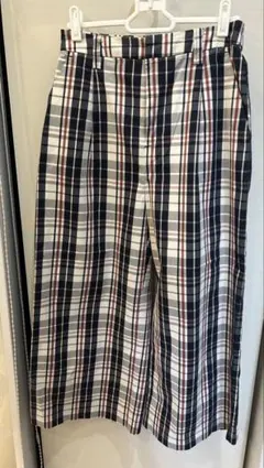 新品未使用　GLOBAL WORK チェック柄 ワイドパンツ 白紺赤爽やか系　Ｍ