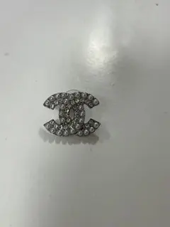 シャネル CHANEL ロゴピアス 片耳のみ