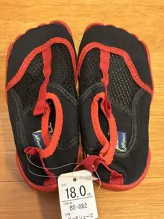 【新品未使用】ビーチシューズ　マリンシューズ　18 ビーチサンダル