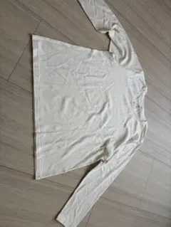 UNIQLO 3XL ホワイト 長袖Tシャツ