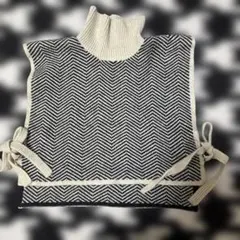 タートルネックニットベスト