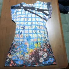 TSUMORI CHISATO 花柄チュニック 半袖 ツモリチサトのサムネイル