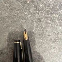 PILOT エリート 万年筆 18K ゴールド ロゴ刻印 ブラック ゴールド