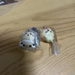 ちいかわ　マスコットつき　biscuit マスコットのみ　ラッコ&シーサ