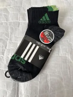 タグ付き未使用品　adidas 子供靴下　3足セット　21-23