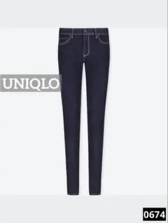 0674 UNIQLO ウルトラストレッチジーンズ ネイビー
