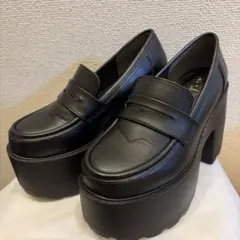 cs T&P 厚底ローファーパンプス ブラックのサムネイル