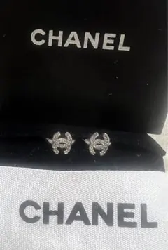 CHANEL シャネル 海外ノベルティピアス シルバー ccロゴジルコニア