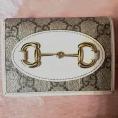 セール中❤️Gucci 二つ折り財布