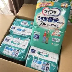 ライフリー うす型軽快パンツ M22枚入り4セットのサムネイル