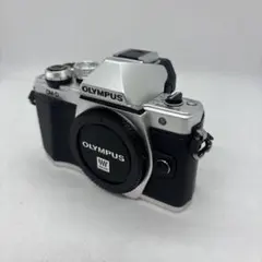 ✨Wi-Fi内蔵✨OLYMPUS OM-D E-M10 超望遠レンズセット✨ - メルカリ
