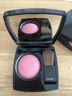 シャネル　ジュコントゥラスト　64ピンクエクスプロージョン（チークカラー）