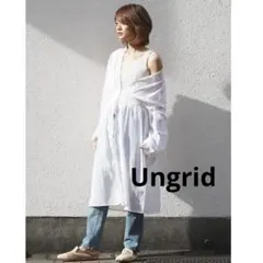【新品未使用】Ungrid スカラップ刺繍　ロングガウン　カーデ　オフホワイト