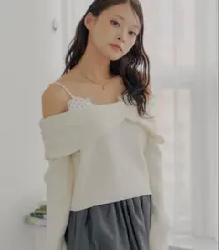 新品未使用タグ付き【Chico】♡長袖レイヤードオフィショルニット♡