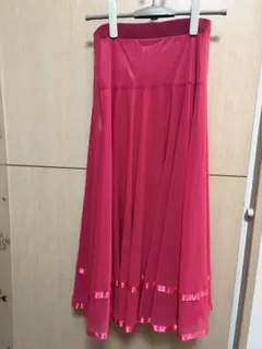 絶対注目‼️社交ダンスなどに、ピッタリ！ フレアスカート。