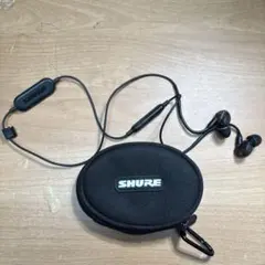 SHURE SE215 ワイヤレスイヤホン 収納ケース付きのサムネイル