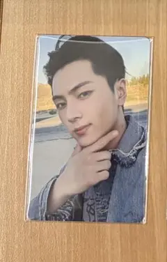 Item thumbnail for item d590a7b7-8b92-4af2-87b0-79fb0f84c08e