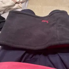 PUMA ネックウォーマー 黒 赤
