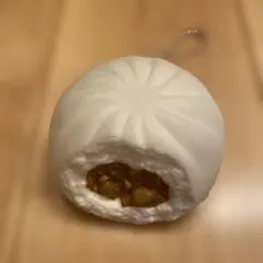 ガチャガチャ　井村屋　たのしい中華まんソフビ　肉まん
