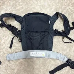 mont-bell モンベル ポケッタブルベビーキャリア 抱っこ紐　黒のサムネイル