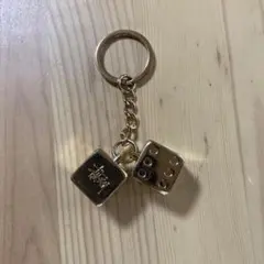 stussy サイコロ キーホルダー ゴールドのサムネイル