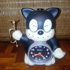 犬のキャラクター 置時計 トランペット付き