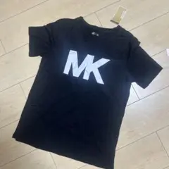 【最終値下げ】新品タグ付 MICHAEL KORS Tシャツ 未使用　黒のサムネイル