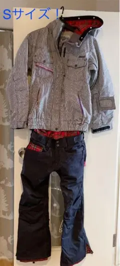 スノーボードウエア　キスマーク