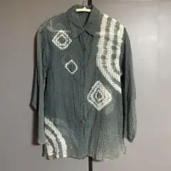 レディース　柄シャツ