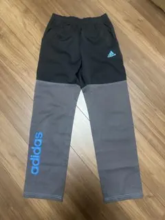 キッズ　adidas 黒・グレー ストレートパンツ　160㎝
