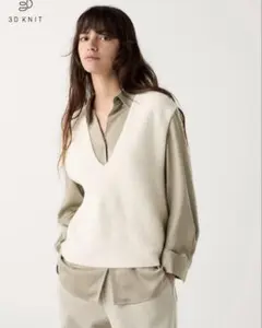 美品‼️ユニクロ UNIQLO✨ 3Dスフレヤーン Vネックベスト オフホワイト