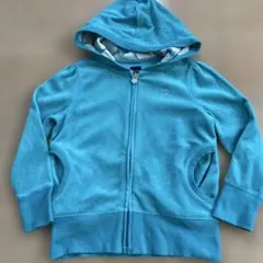 水色パーカー