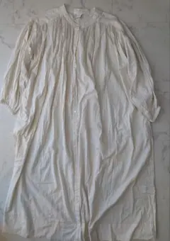 美品アーバンリサーチ ドアーズ　コットンボイルギャザーワンピース 白
