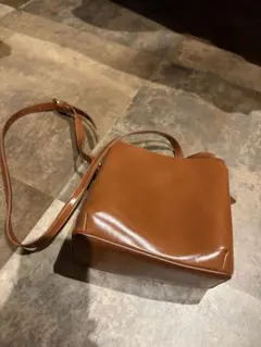 ボックスミニショルダーバッグ　茶色　革