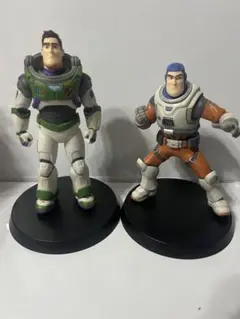 トイ・ストーリー バズ・ライトイヤー フィギュア 2体まとめ売り