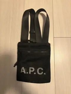 APC（アーペーセー）ショルダーバッグ