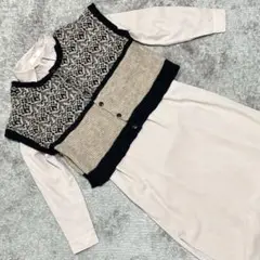 ニットベスト ベージュ 黒 編み込み模様 これからの季節に♪